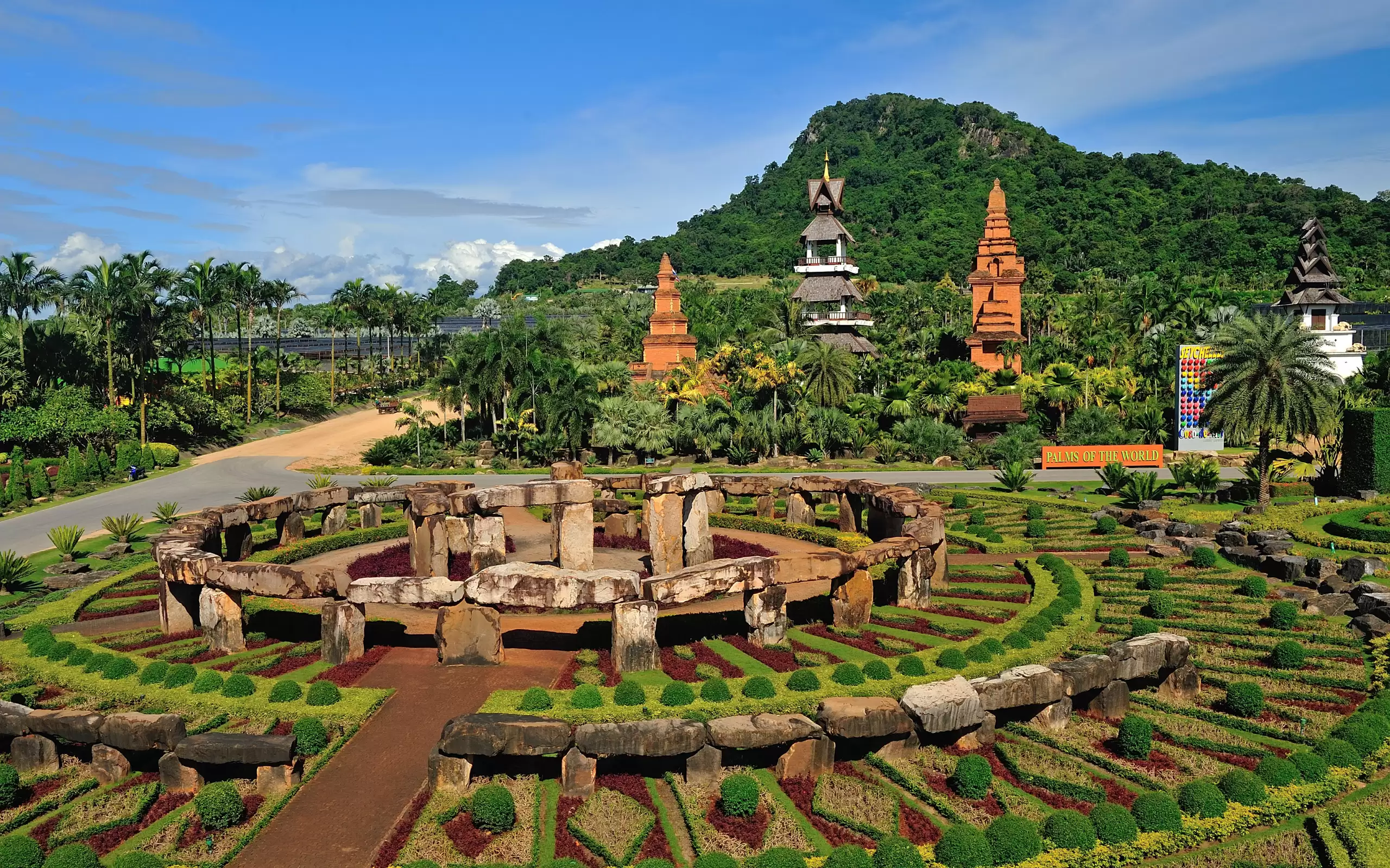 nong-noch-garden-Du-Lich-Pattaya